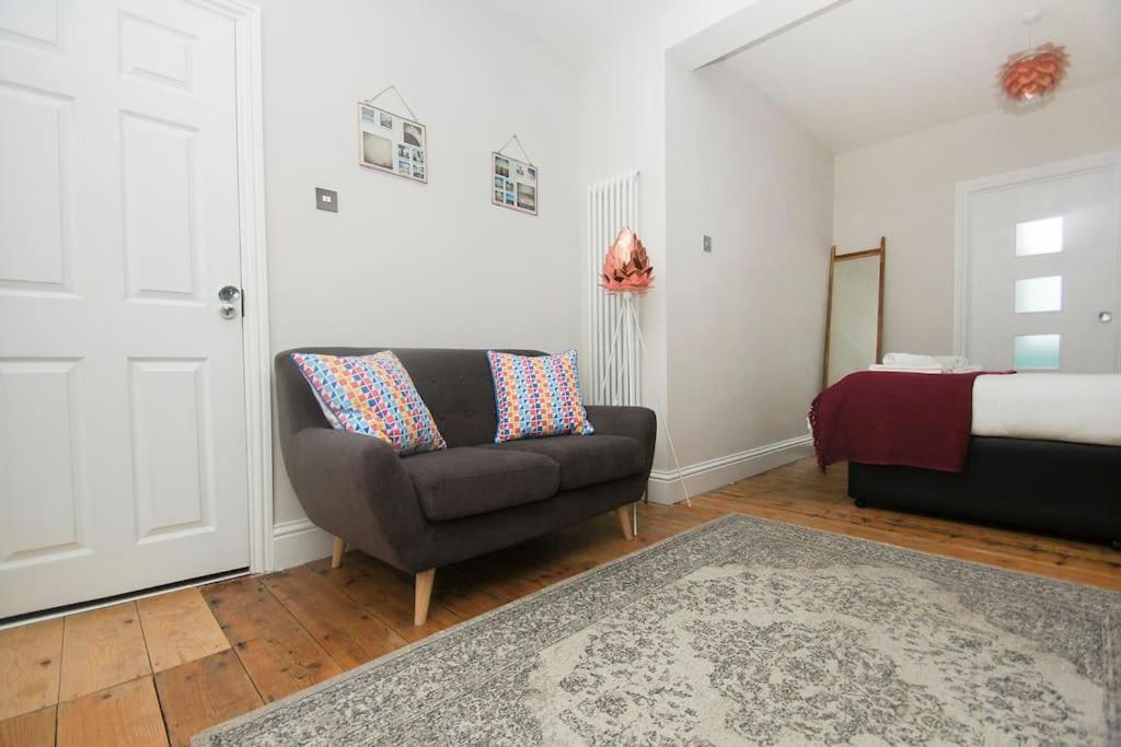 Abode I Great Neighbourhood! Apartment